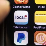 Dans le cadre d'une démonstration de faisabilité commune, Postfinance veut émettre et retirer un franc numérique via le réseau d'une banque suisse, en utilisant l'infrastructure de son partenaire Swiss Stablecoin. (archives)